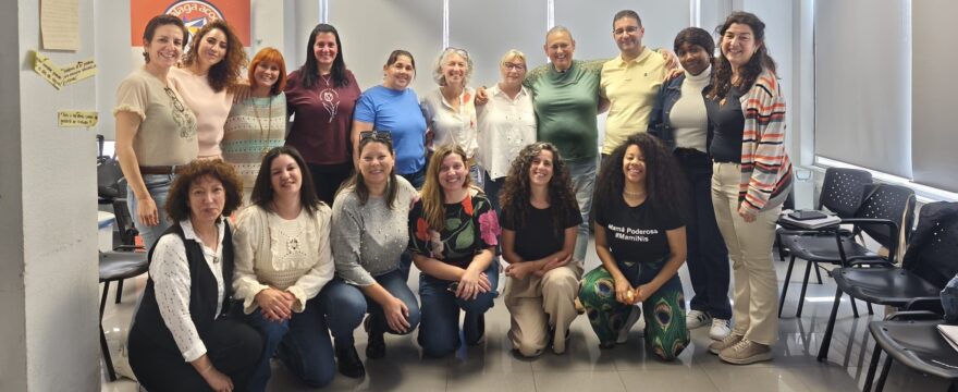 Dinamizadoras comunitarias en prevención de violencias machistas: tejiendo redes desde la diversidad