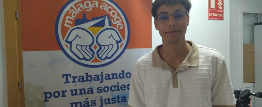 “Ayudar a la gente me hace feliz”: Gabriel consigue la residencia y mira al futuro